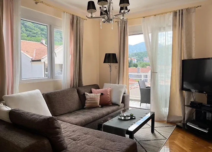 Lana Apartment Petrovac